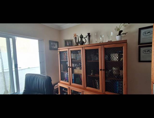 3 BEDROOM HOUSE FOR SALE IN TONGAAT BEACH